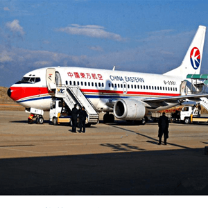 柳州航空运输航空快运业稳步发展的原因是什么？